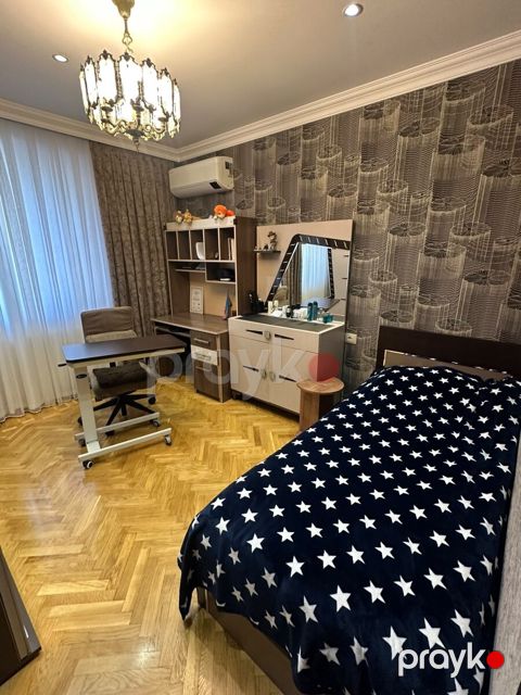 4-otaqlı mənzil, Q.Qarayev m., 100 m²