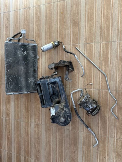 Niva kondisioneri.Zavod maşının üstündə gələndi — Gəncə
