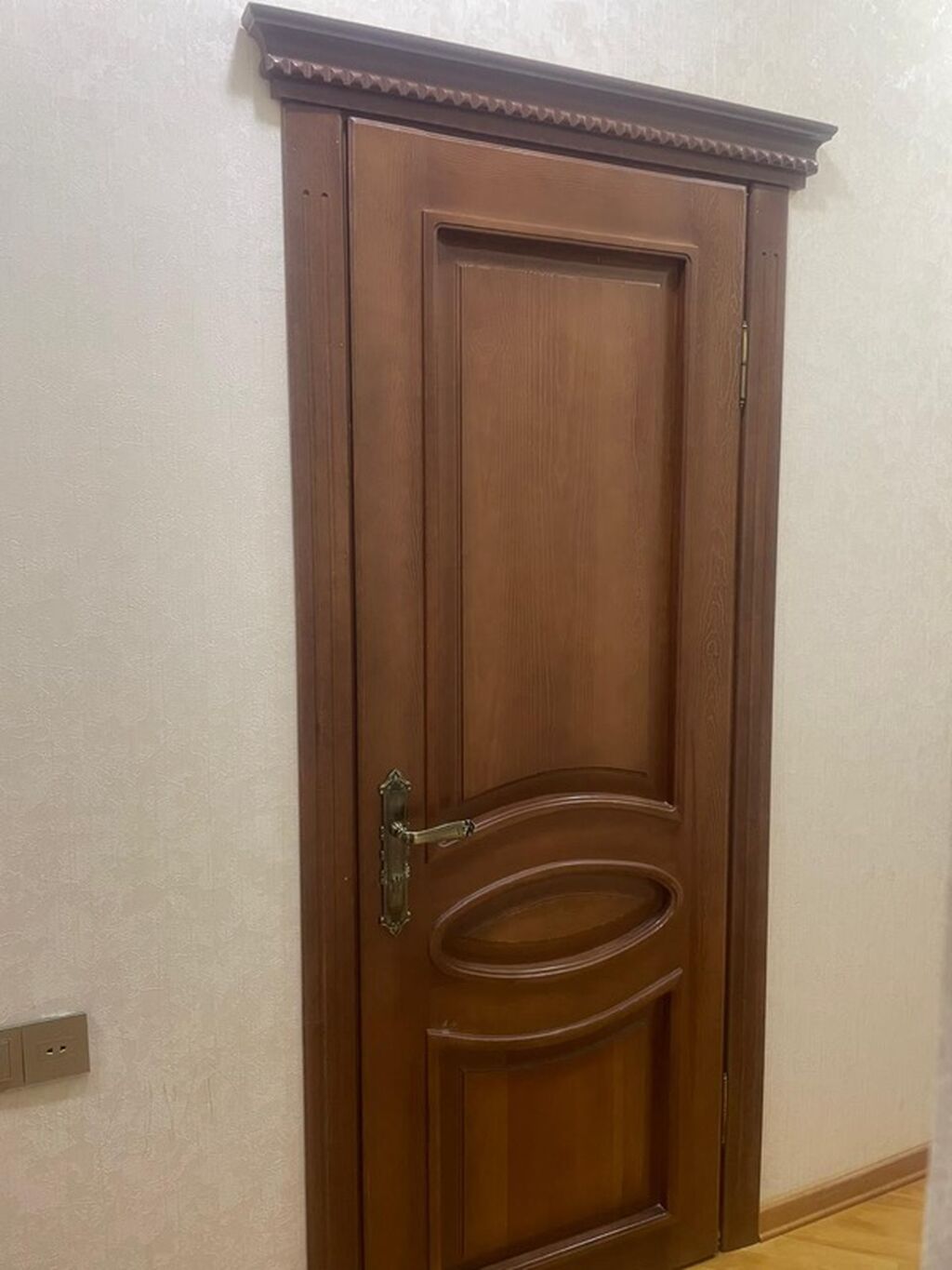 Tək qapılar 400 cüt olanlar 700 əla vəziyyətdərir. Təmiz qoz — Mallar, Bakı (2)