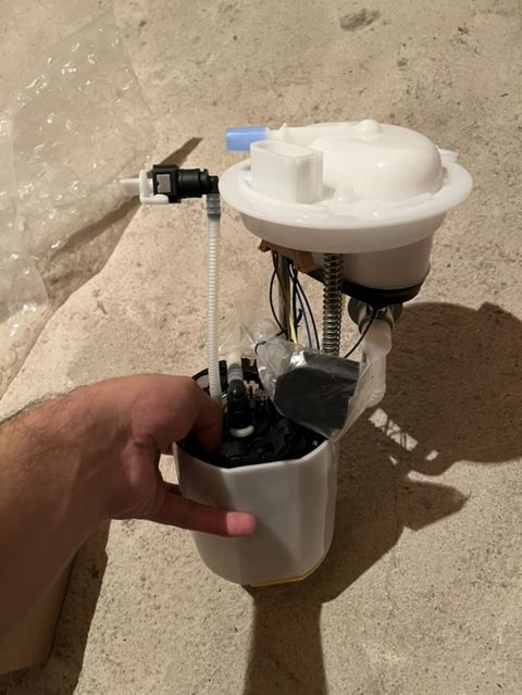 Avtomobil üçün yanacaq nasosu (benzin nasosu) modulu - Tam komplekt — Masallı