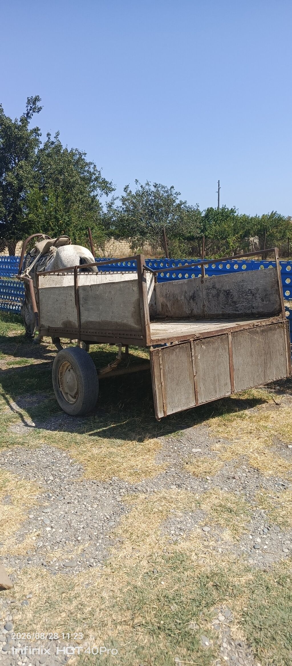 At arabası və qoşqu dəsti - İki təkərli, yarımörtülü taxta bortlu — Avto, Xızı