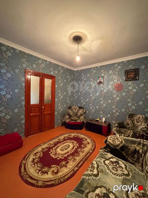 Bakı, 2 otaqlı, Köhnə tikili, m. 28 may, 60 kv. m