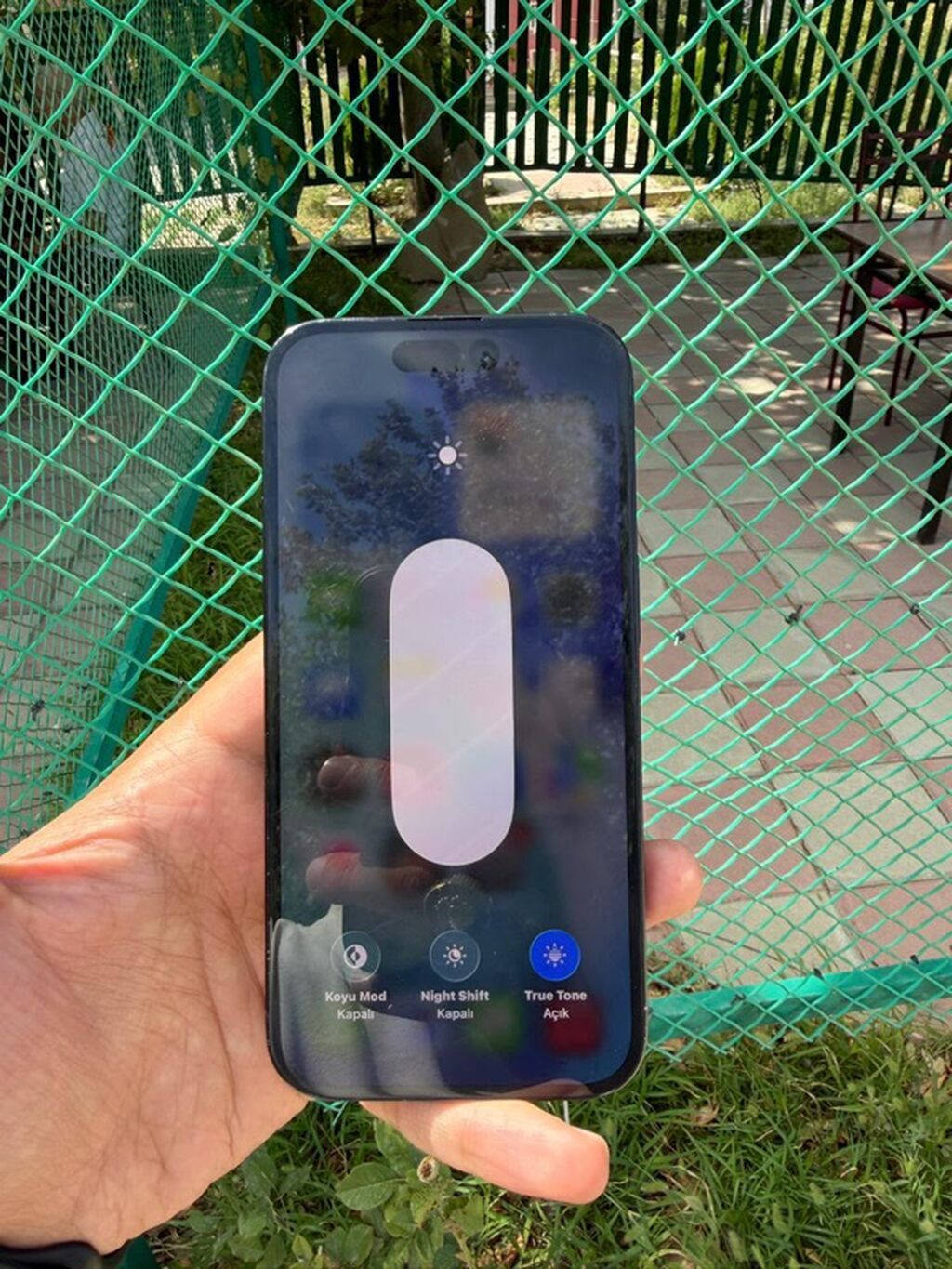 Qara — Apple iPhone, Masazır
