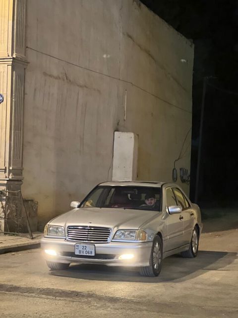 Mercedes C 230, 2.3 L, 1997 il, 360 000 km — Gəncə