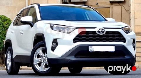 Toyota RAV4, 2.0 L, 2022 il, 110 000 km