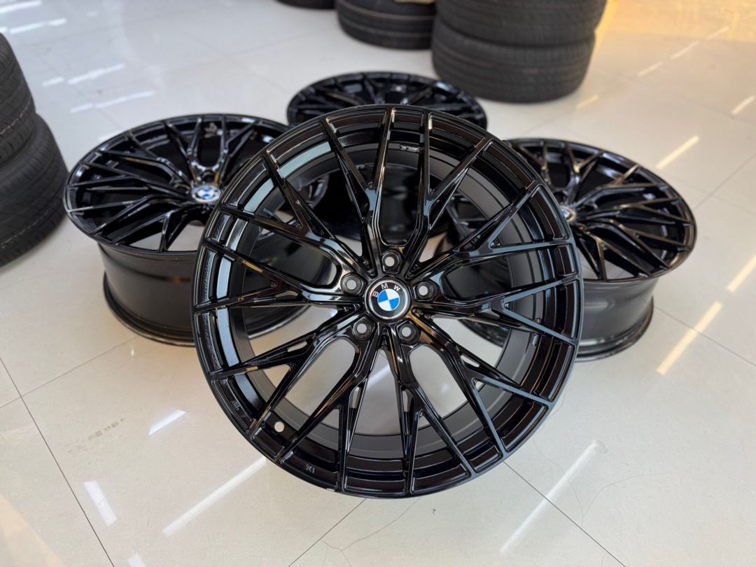 BMW F10 F30 diskləri R20 — Ehtiyat hissələri və aksesuarlar, Bakı