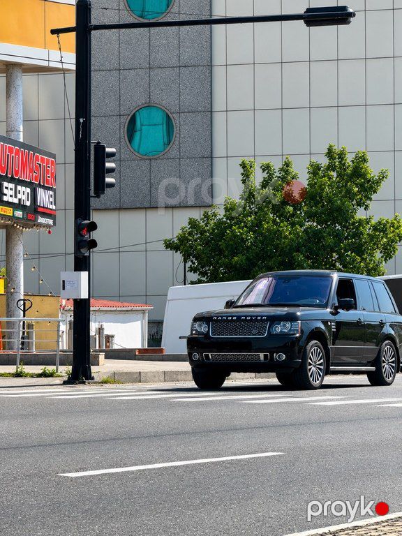 Land Rover Range Rover, 5.0 L, 2010 il, 244 000 km — Avtomobillər, Bakı (2)