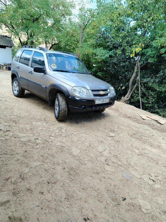 Chevrolet Niva, 1.7 L, 2011 il, 220 000 km — Avtomobillər, Yardımlı (4)