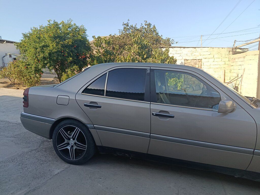 Mercedes C 220, 2.2 L, 1995 il, 420 000 km — Avtomobillər, Bakı (9)