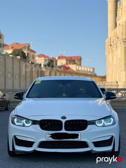 BMW 330, 2.0 L, 2017 il, 123 154 km