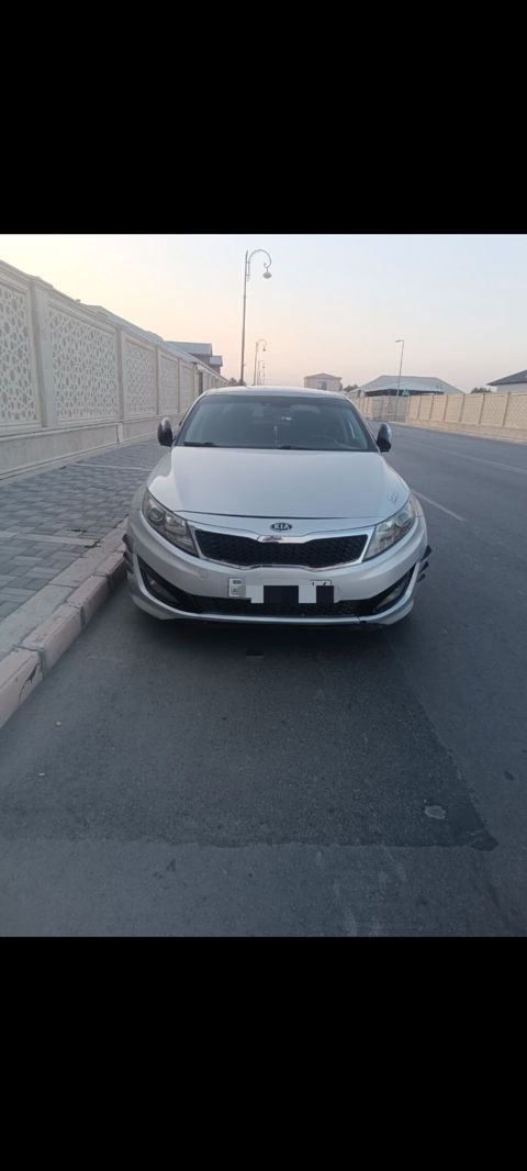 Kia Optima: 2 l 2011 il Sedan — Naxçıvan