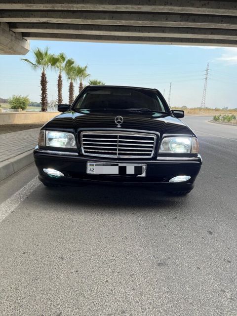 Mercedes C 240, 2.4 L, 1998 il, 300 000 km — Yevlax