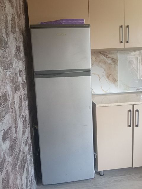 Beko iki qapılı soyuducu altı üstü bumbuz kimi - Brend/model: Beko — Sumqayıt