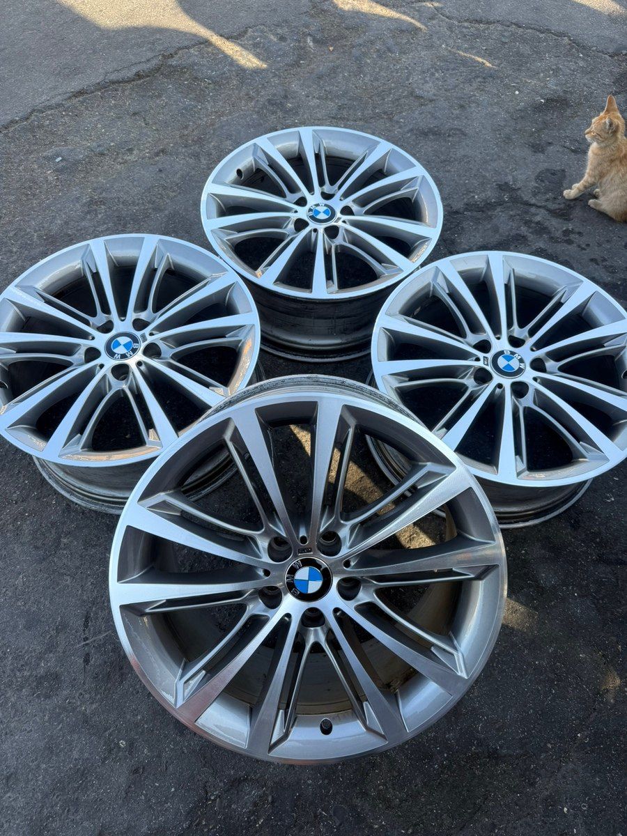 BMW F10 diskləri R20 — Ehtiyat hissələri və aksesuarlar, Bakı (5)