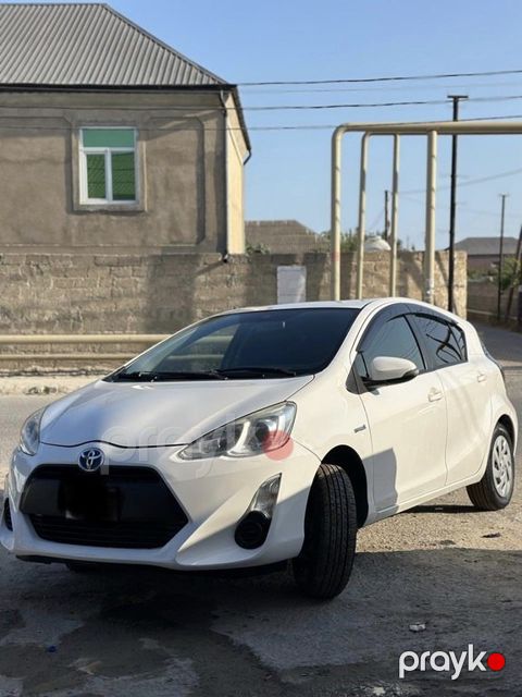 Toyota Aqua, 1.5 L, 0.9 kWh, 2016 il, 211 000 km