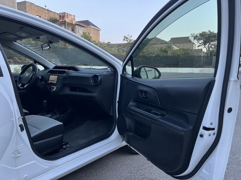 Toyota Aqua, 1.5 L, 0.87 kWh, 2019 il, 140 523 km — Avtomobillər, Bakı (12)