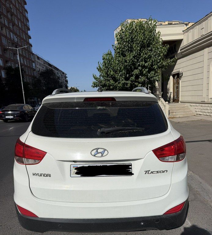 Hyundai Tucson, 2.0 L, 2010 il, 210 000 km — Avtomobillər, Bakı (2)