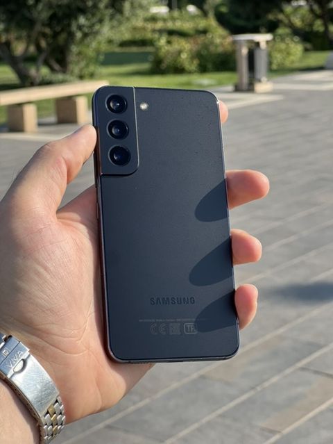 Samsung Galaxy S22, rəng - Qara — Gəncə