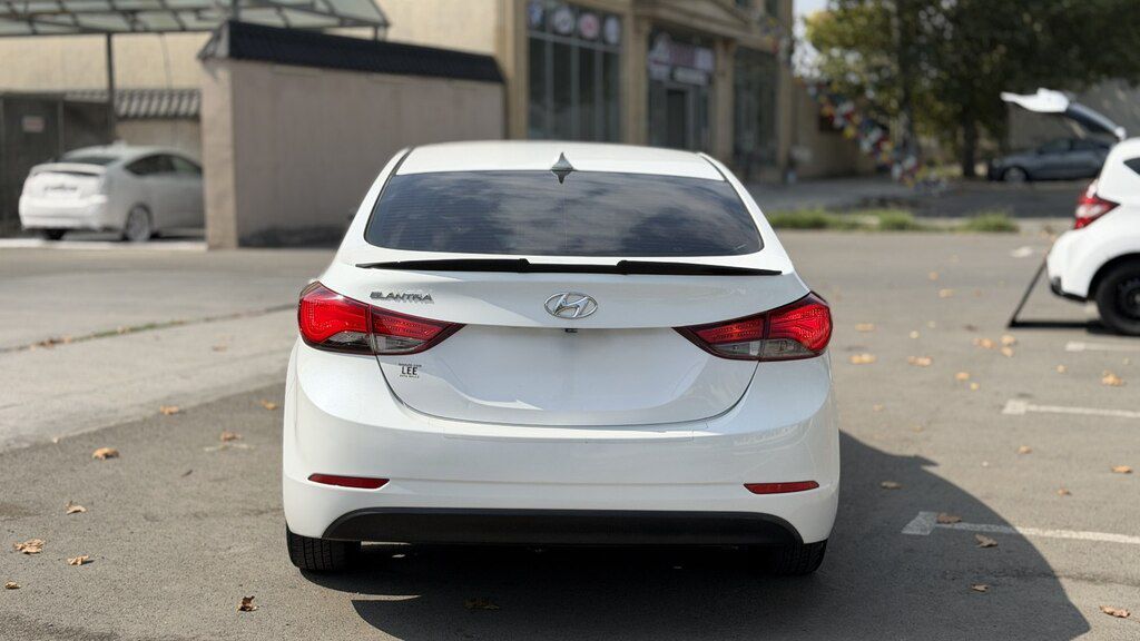 Hyundai Elantra, 1.8 L, 2016 il, 184 000 km — Avtomobillər, Gəncə (6)