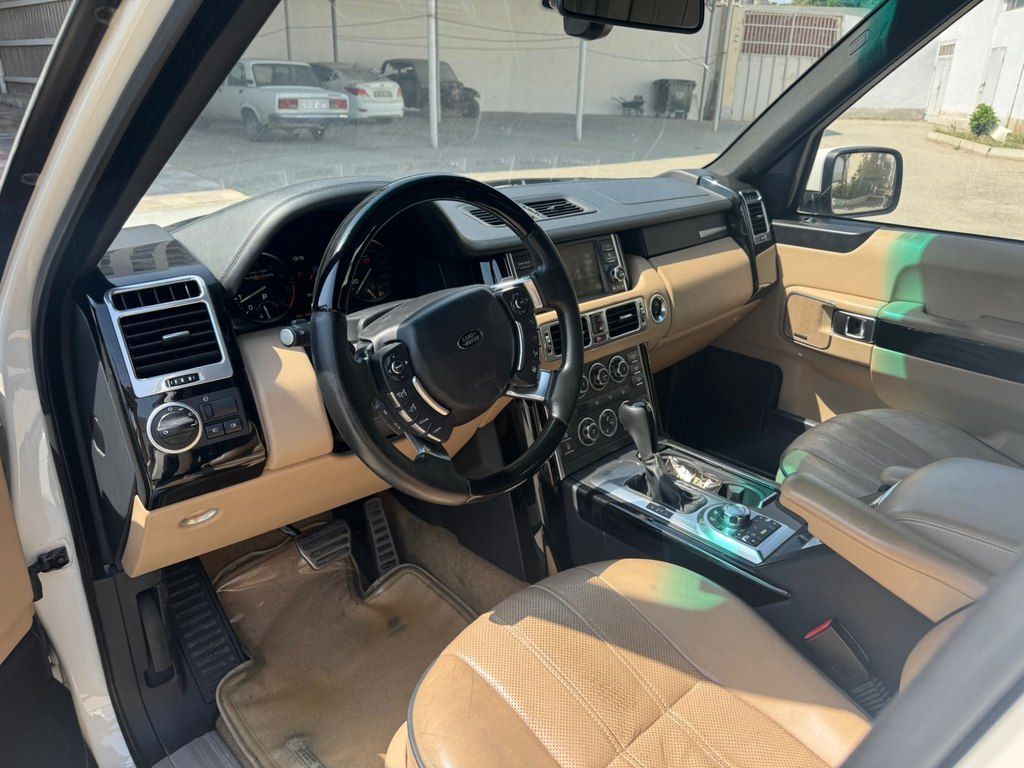 Land Rover Range Rover, 5.0 L, 2010 il, 156 000 km — Avtomobillər, Bakı (9)