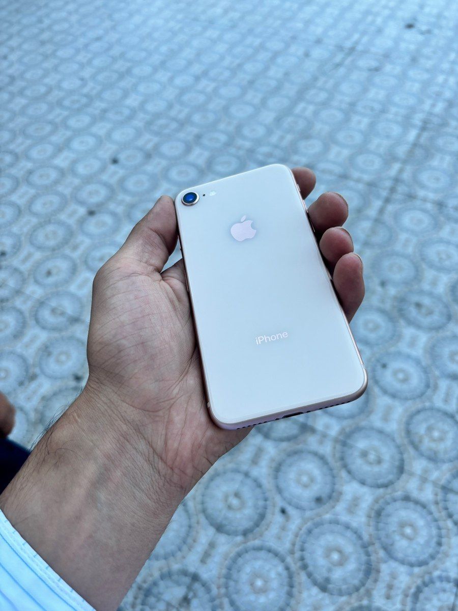 Apple iPhone 8 Gold 64GB — Smartfonlar, Bakı (9)