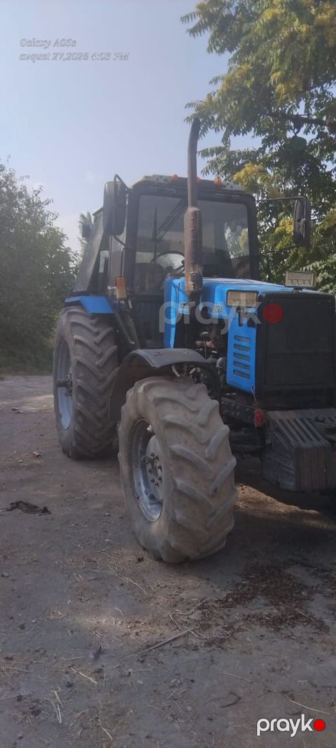 Belarus 1221 traktor - Güc sinfi: 120 a.g. (təxmini model gücü) — Neftçala