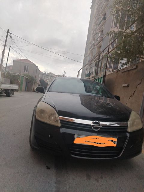 Opel Astra: 0.4 l 2007 il Hetçbek — Xırdalan