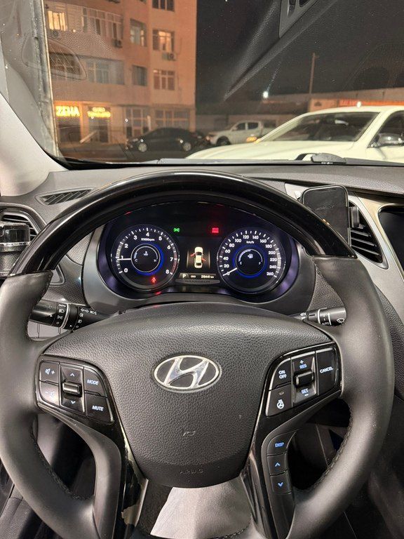 Hyundai Grandeur, 3.0 L, 2012 il, 218 441 km — Avtomobillər, Bakı (11)
