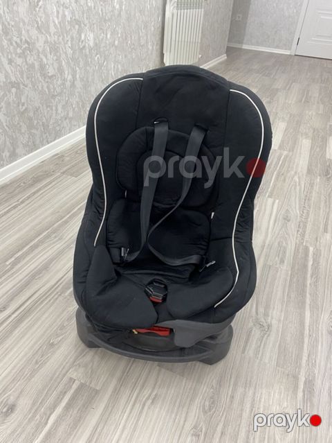Uşaq avtomobil oturacağı İdeal vəziyyətdə satılır - Rəng: qara — Bakı