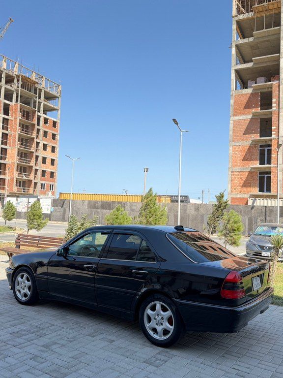 Mercedes C 230, 2.3 L, 1997 il, 294 000 km — Avtomobillər, Bakı (5)