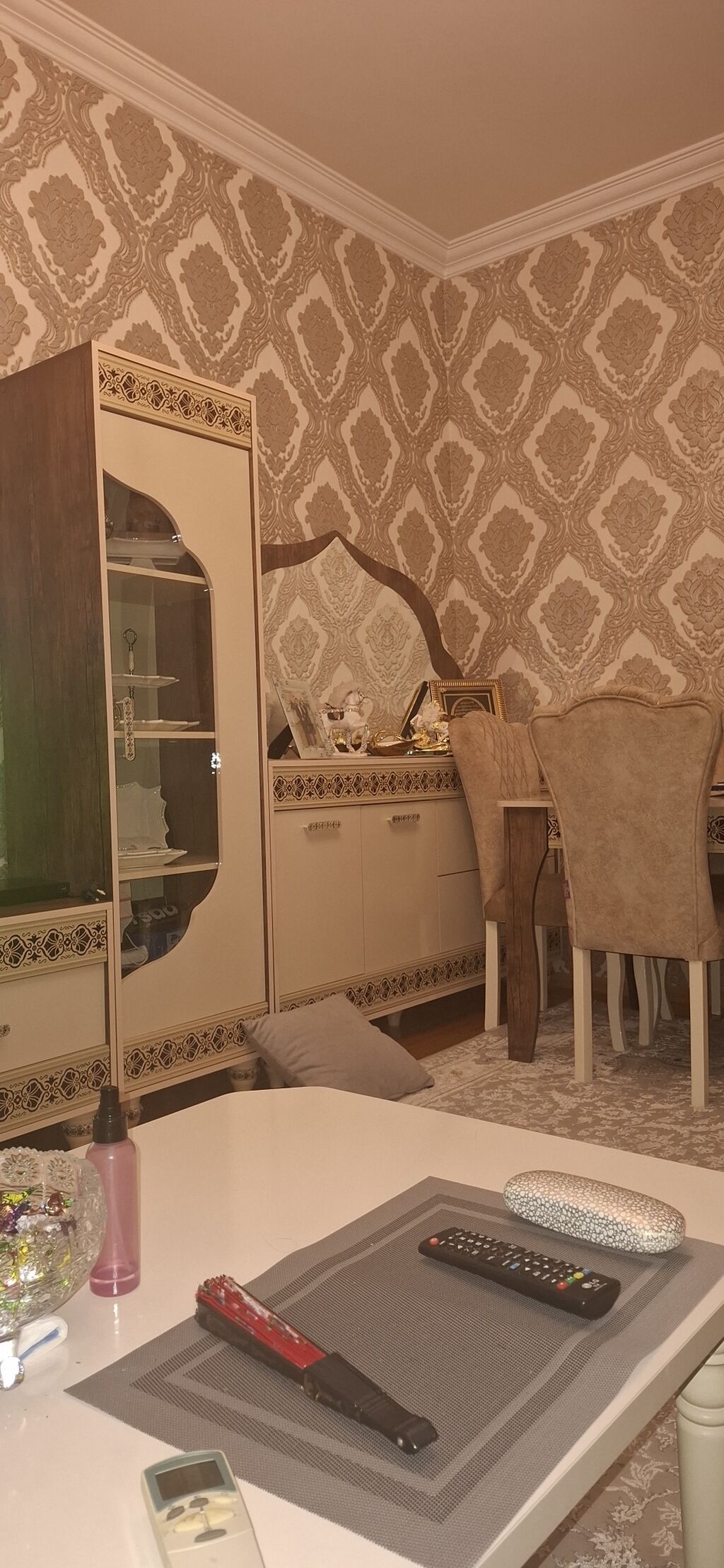 satilir kocle elaqedar. Madeyranin malidi teze kimi qalib — Mebel, Xırdalan (3)