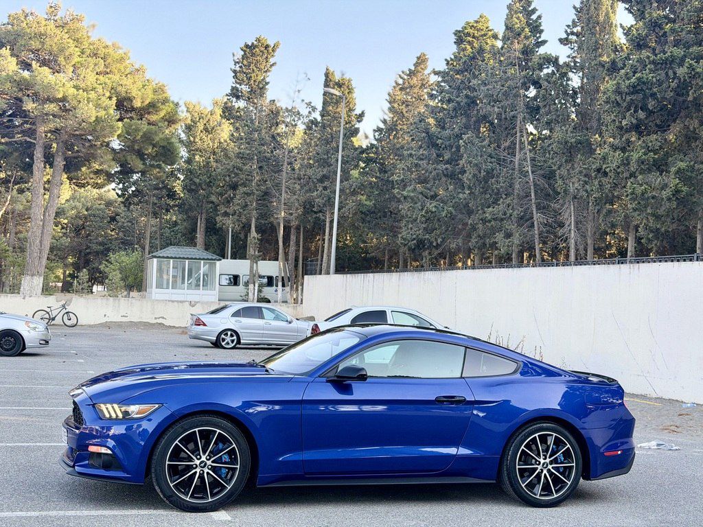 Ford Mustang, 2.3 L, 2016 il, 143 111 km — Avtomobillər, Sumqayıt (4)