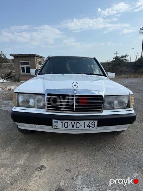 Mercedes 190, 2.0 L, 1991 il, 300 000 km