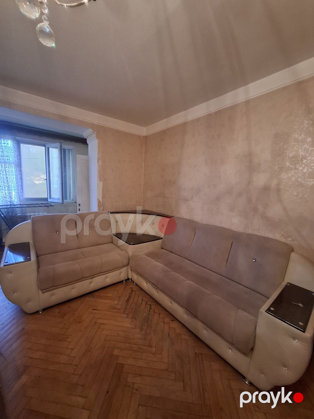 Künc divan — Matraslar, Bakı (2)