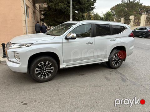 Mitsubishi Pajero Sport: 2.4 l 2022 il 128000 km Ofrouder/SUV