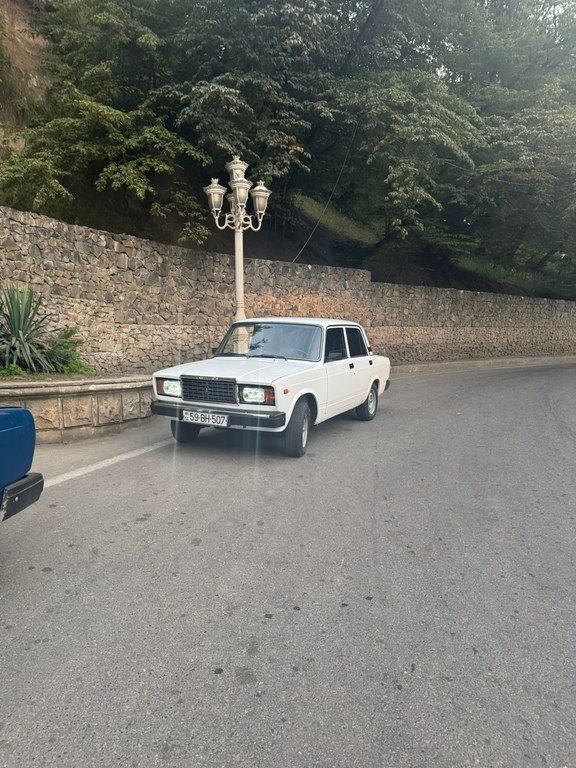 Lada (VAZ) 2107, 1.6 L, 1991 il, 300 000 km — Avtomobillər, Yevlax (5)