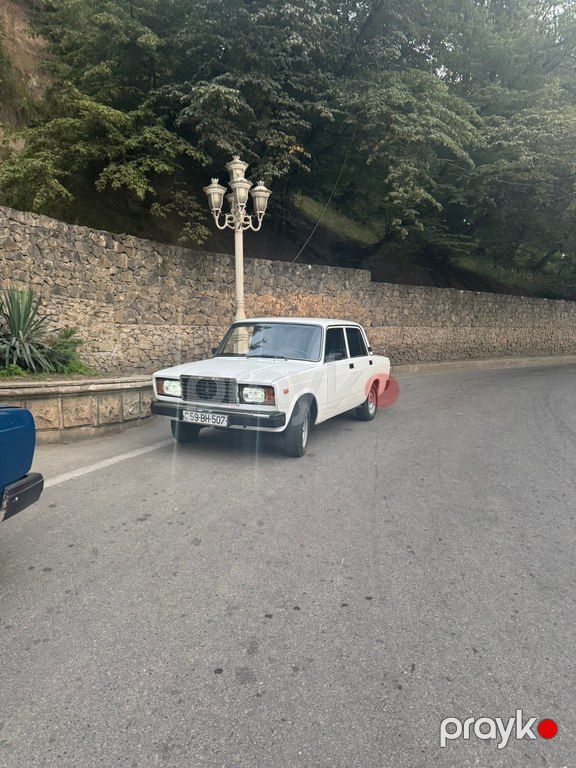 Lada (VAZ) 2107, 1.6 L, 1991 il, 300 000 km — Avtomobillər, Yevlax (5)