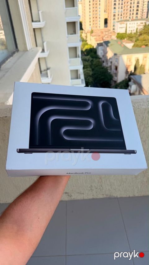 Apple Macbook Pro 14 inch M5 Pro 24/2TB — Bakı