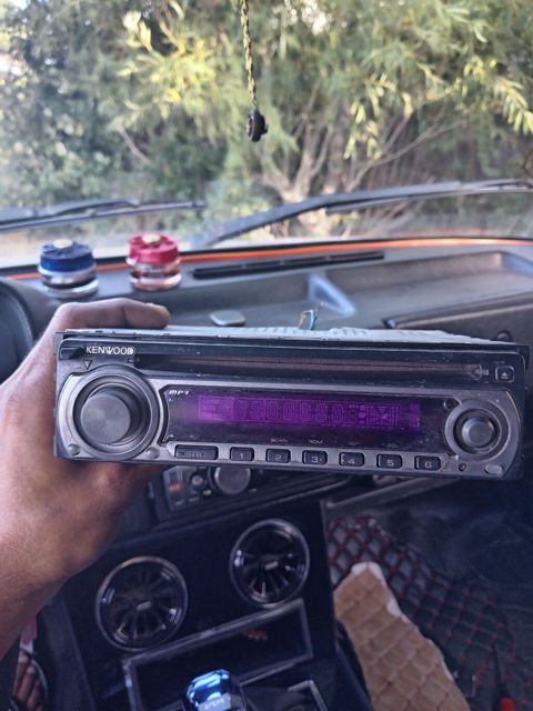 Kenwood avtomobil maqnitofonu - 1-DIN ön panel, geniş bənövşəyi LCD — Bakı