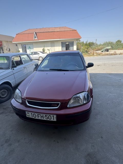 Honda Civic, 1.6 L, 1998 il, 350 000 km — Ucar