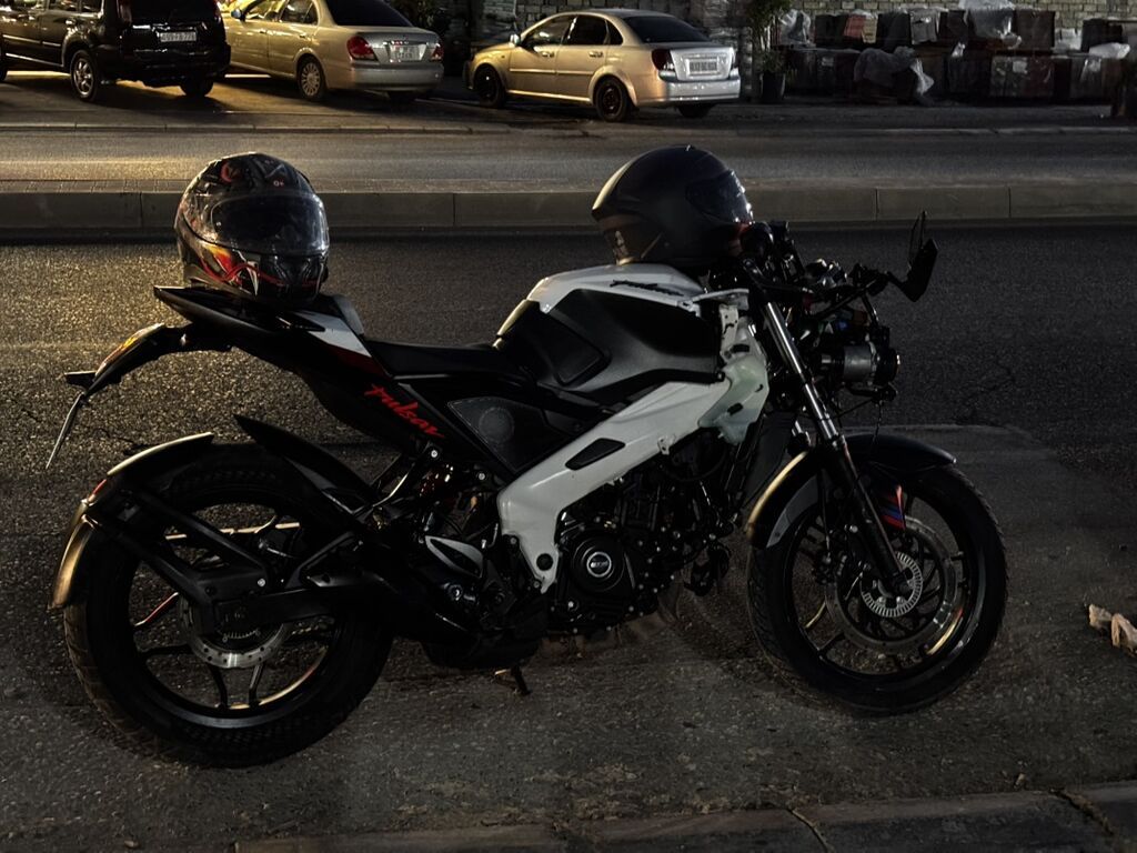 Bajaj - Pulsar RS200, 200 sm3, 2024 il, 32000 km — Motosikletlər, Digah