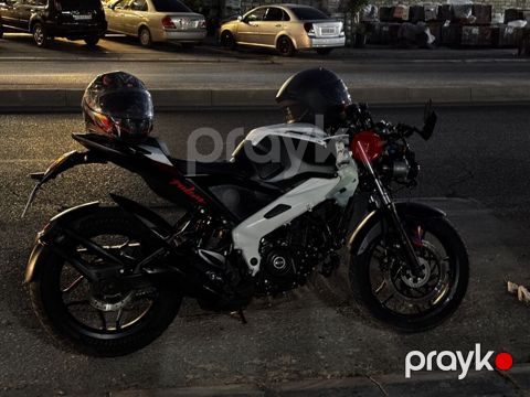 Bajaj - Pulsar RS200, 200 sm3, 2024 il, 32000 km