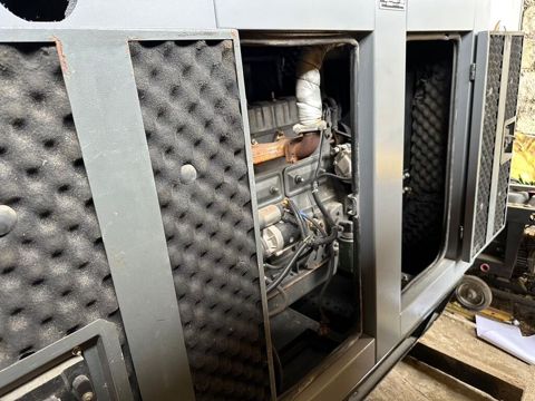 Çox az işlenmiş saz vexiyyetde Sənaye tipli dizel generator – Saro — Bakı