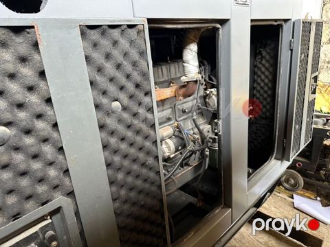 Çox az işlenmiş saz vexiyyetde Sənaye tipli dizel generator – Saro — Bakı