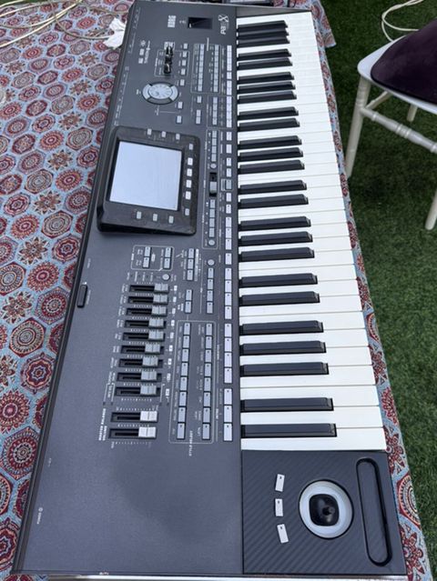 Korg pa3x 61. Aletin 1 ci sabibiyem. Tezeliyinnen mende olub. Aletde — Bakı