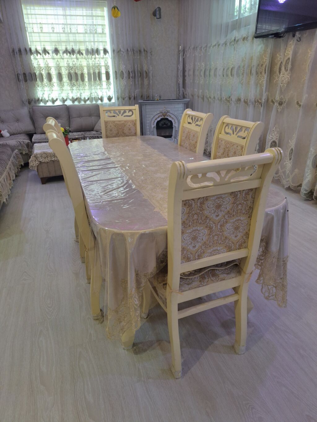 Qonaq otağı üçün, İşlənmiş, Açılmayan, Dördbucaq masa, 6 stul — Mebel, Gəncə (2)