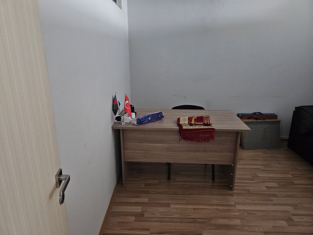Ofis mebeli — Mallar, Bakı (7)