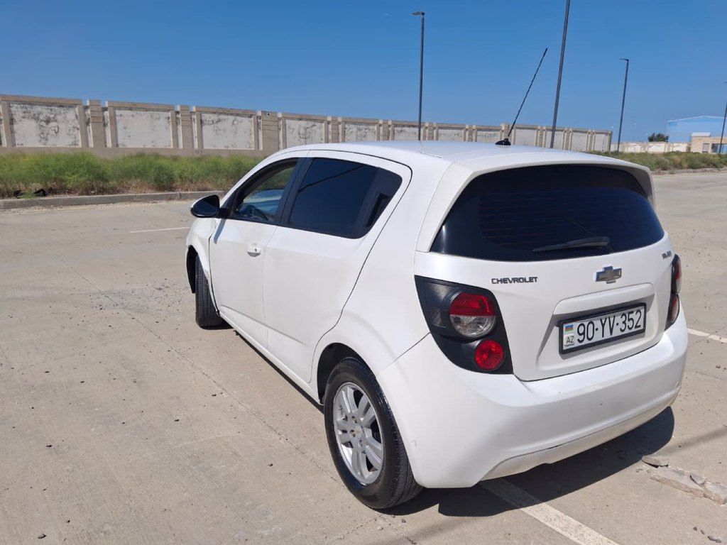 Chevrolet Aveo, 1.4 L, 2014 il, 216 358 km — Avtomobillər, Bakı (3)