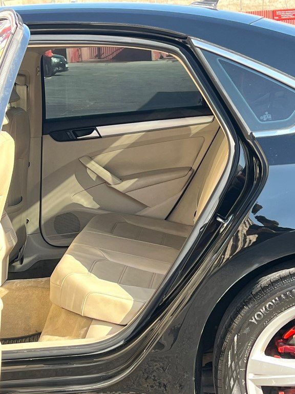Volkswagen Passat, 2.5 L, 2012 il, 227 000 km — Avtomobillər, Bakı (9)