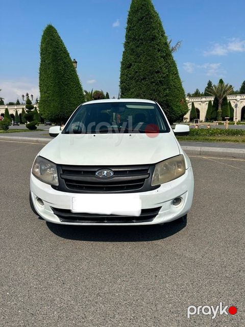 Lada (VAZ) Granta, 1.6 L, 2013 il, 284 563 km